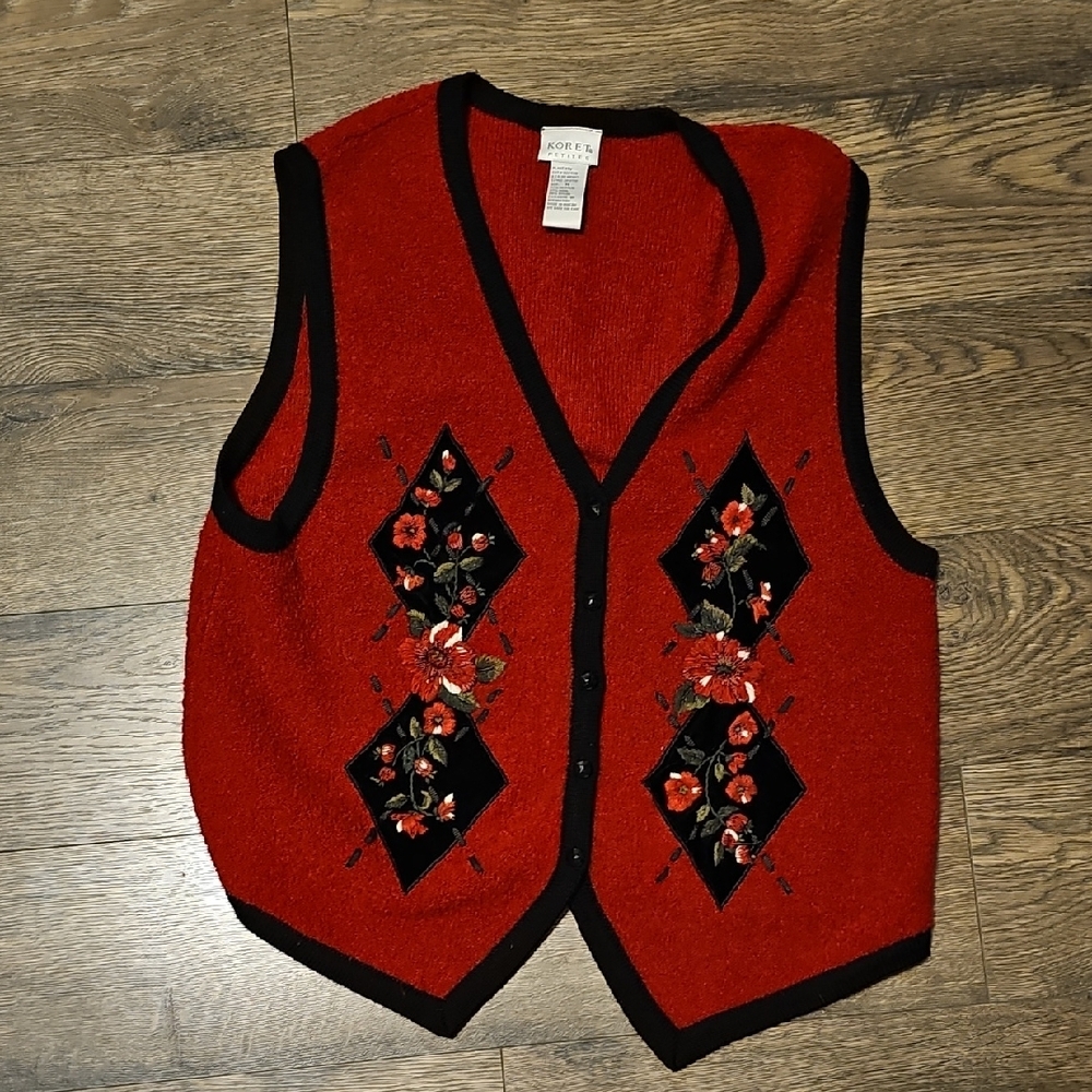 VINTAGE Koret Petites Red Black Knit Vest Floral Embriodered Medium 90s